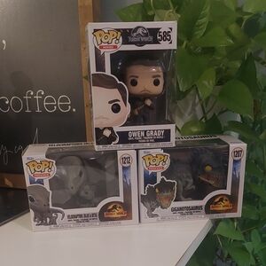 Funko Pop Jurassic World Owen Grady and Dinosaurs Set